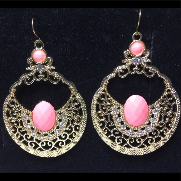 Jewelry - Picture 2 of 2